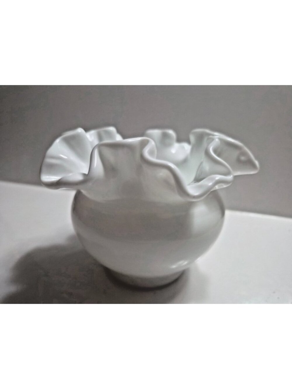 Vintage Fenton Milk Glass Double Crimped Ruffled Rose Bowl/ Vase